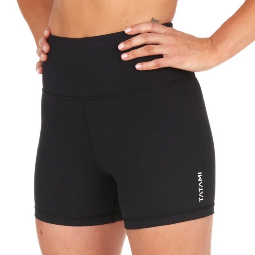 Tatami compression shorts size small. LADIES PEAK COMPRESSION SHORTS